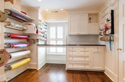 2774 Andrews Dr, Atlanta GA 30305-2903 exterior