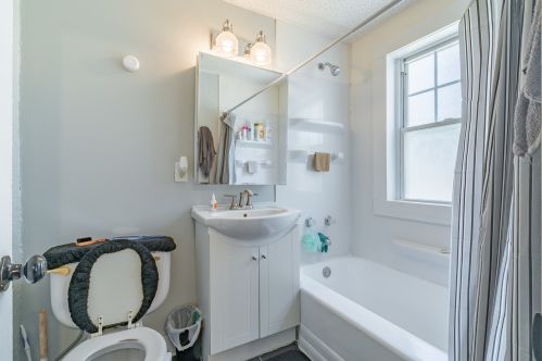 605 Morgan St, Joliet IL 60436-1516 exterior