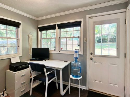 1901 Forrest Ave, Atlanta GA 30344-2768 exterior