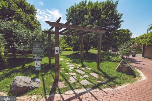 55 Rhode Island Ave, Washington DC  20001-1029 exterior