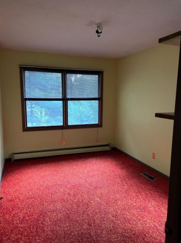 3421 Macarthur Rd, Meskegon MI 49442-1654 exterior