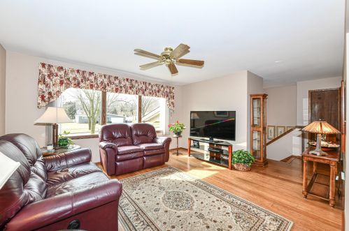 12024 Cleveland Ave, Milwaukee WI 53227-2908 exterior