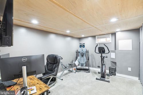 326 Jackson St, Philadelphia PA 19145-3617 exterior