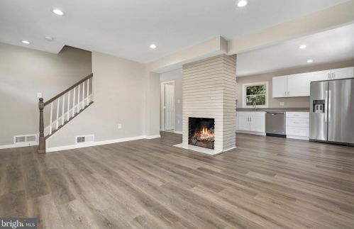 13210 Midway Ave, Rockville MD 20851-1813 exterior