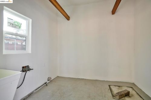 2238 Russell St, Berkeley CA 94705-2333 exterior