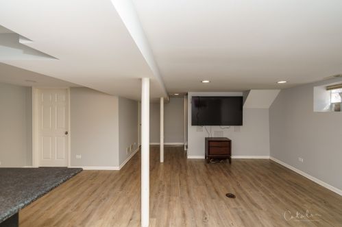 5319 Newland Ave, Chicago IL 60707-3334 exterior