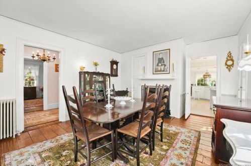 206 Norwalk Rd, Norwalk CT 06850-4316 exterior