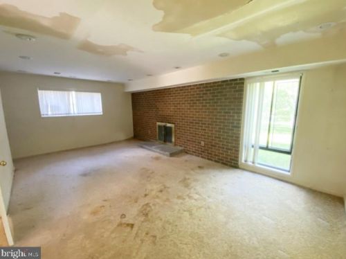 11125 Korman Dr, Rockville MD 20854-2046 exterior