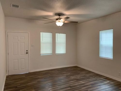 507 Scullin Ave, Denison TX  75020-4452 exterior