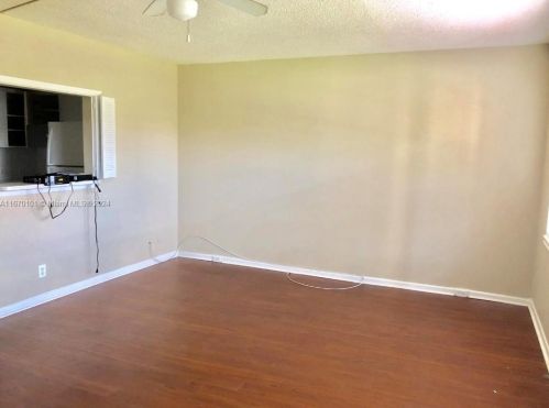 394 Mansfield, Boca Raton FL  33434-4921 exterior