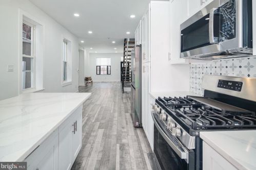 2238 17th St, Philadelphia PA  19132-4403 exterior