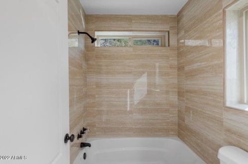 1825 Cinnabar Ave, Phoenix AZ  85020-1916 exterior