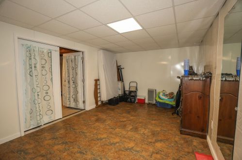 7 Whittaker Cir, Concord NH 03303-1589 exterior