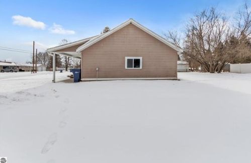 200 Case St, Marion MI 49665-9709 exterior