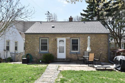 1214 Roadsmeet St, Milwaukee WI  53212-2646 exterior