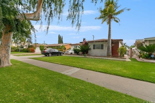 312 Ash Ave, Fullerton, CA 92832-2503