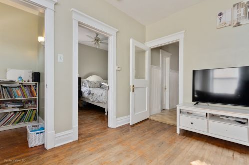 5622 22 Pl, Chicago IL 60608-4206 exterior