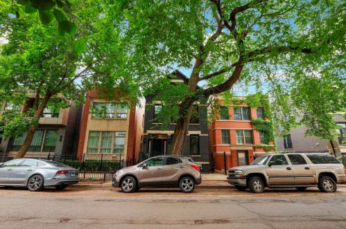 1817 Honore St, Chicago IL 60657-2007 exterior