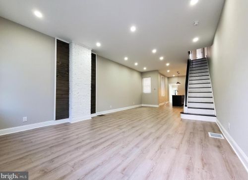 2543 Cedar St, Philadelphia PA  19125-3123 exterior