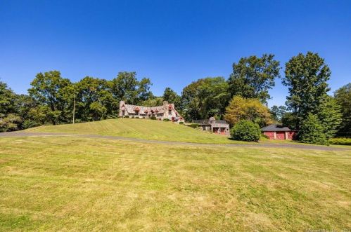 366 Litchfield Rd, Torrington, CT 06791-2103