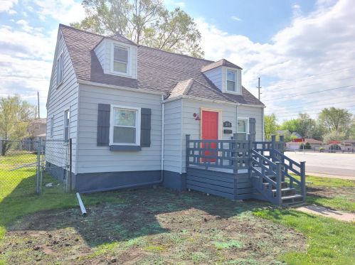 217 Porter St, Gary, IN 46406-1536