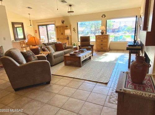 8760 Arnold Palmer Dr, Tucson AZ  85742-9680 exterior