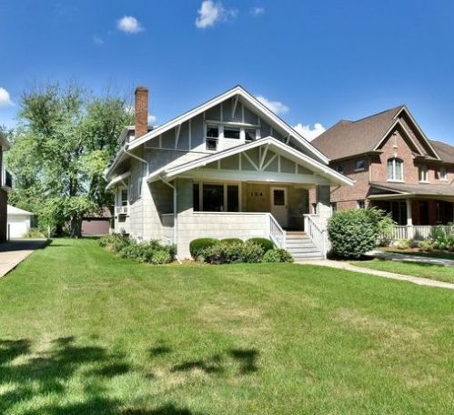 124 Kenmore Ave, Elmhurst IL 60126-3516 exterior