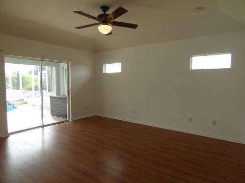 474 Carter Ave, Fort Pierce FL 34983-2999 exterior