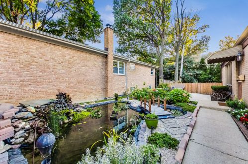 6878 Lehigh Ave, Chicago IL  60646-1406 exterior