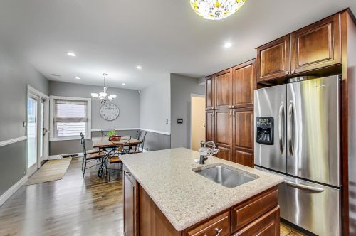 7106 Osceola Ave, Chicago IL 60634-3308 exterior