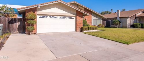 1131 Lodgewood Way, Oxnard, CA 93030-3441