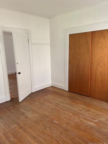 115 Reynolds St, Killingly CT 06239-2951 exterior