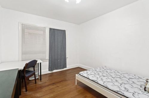 6525 Dalzell Pl, Pittsburgh PA 15217-1441 exterior