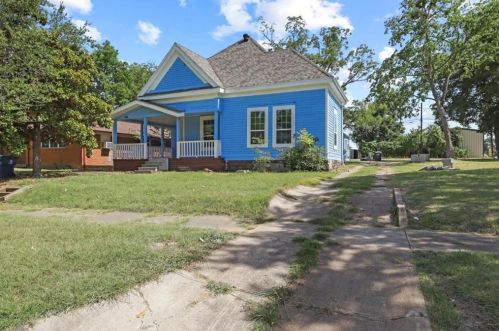 720 Gandy St, Denison TX  75021-2816 exterior