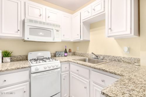 3820 Bethany Home Rd, Phoenix AZ 85015-2507 exterior