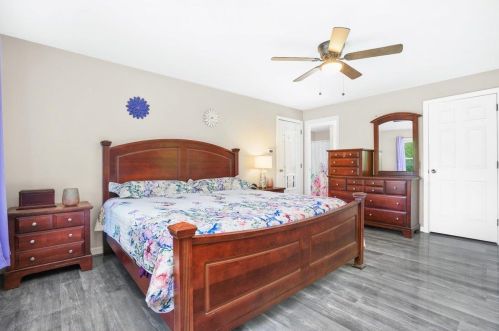 15 Longview Dr, Concord NH  03304-4809 exterior