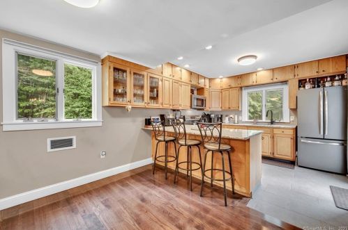 66 Scoville Hl Rd, Torrington CT 06791-1015 exterior