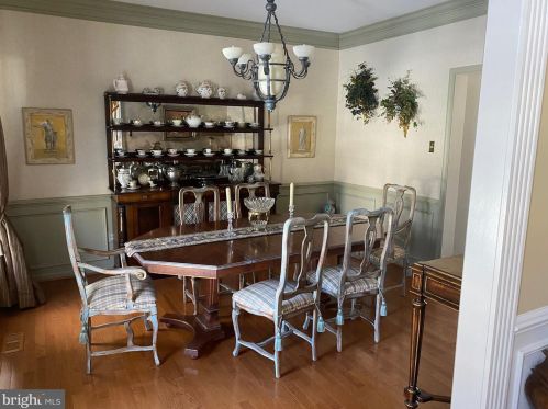 1446 Rockspray Rd, Jamison, PA 18929-1720