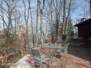 1827 Cliff Dr, Columbia MO  65201-6069 exterior