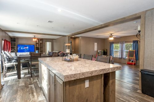 169 Beethoven Cir, Defuniak Springs FL 32433-5255 exterior