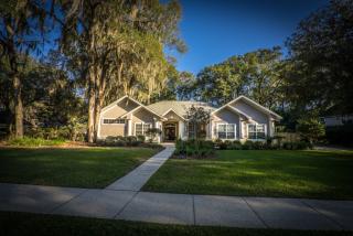 5447 46th Ter, Gainesville, FL 32653-8304