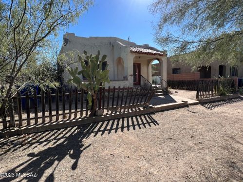 616 Helen St, Tucson, AZ 85705-7420