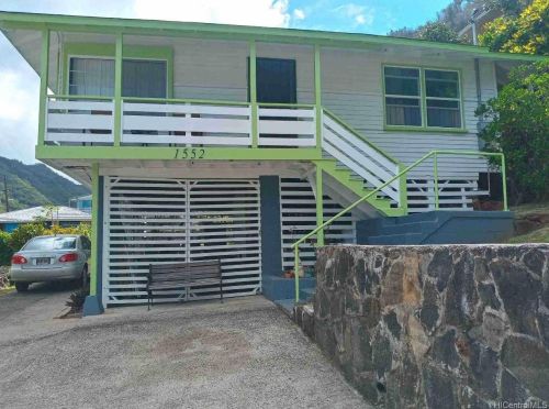 1552 Noe St, Honolulu, HI 96819-3849