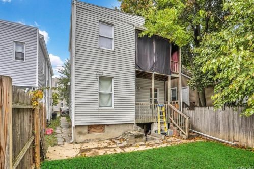 190 Winnikee Ave, Poughkeepsie NY 12601-2731 exterior