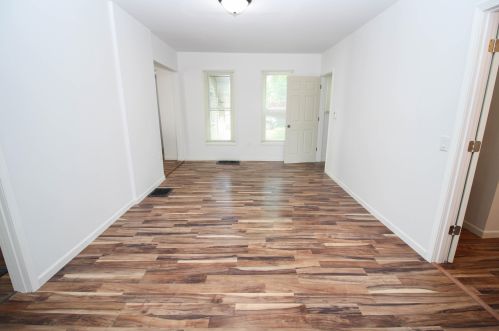 188 Michigan Ave, Three Rivers MI 49093-1126 exterior