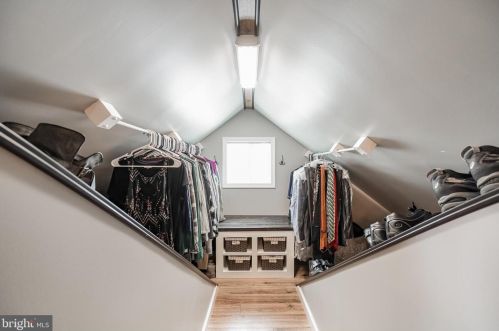 3501 Victor Ave, Chester PA 19015-2642 exterior