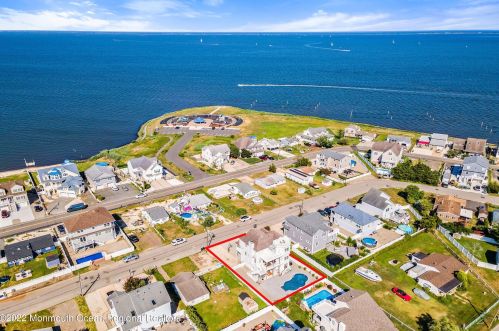 1513 Daytona Rd, Lacey NJ 08731-5014 exterior