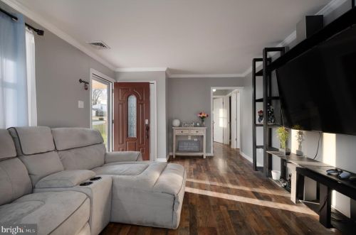 107 Linstone Ave, New Castle DE  19720-2026 exterior