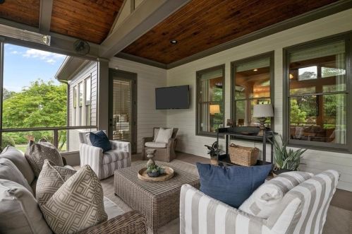 4811 Layfield Dr, Atlanta, GA 30338-4715