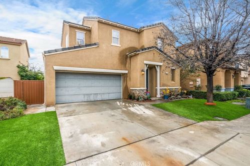 1461 Avila Dr, Perris, CA 92571-7554